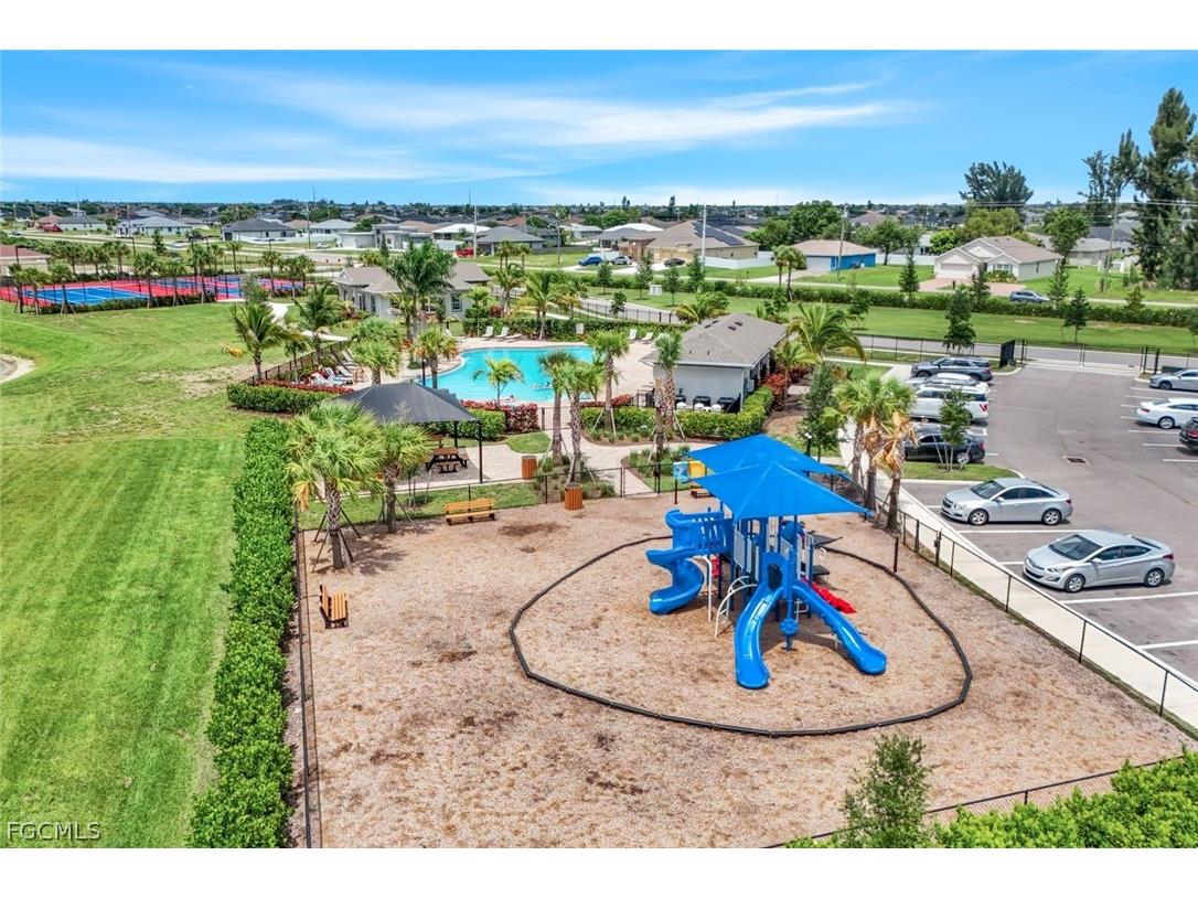 421 Coral Reef Place Cape Coral FL 33993 2026007113 image41