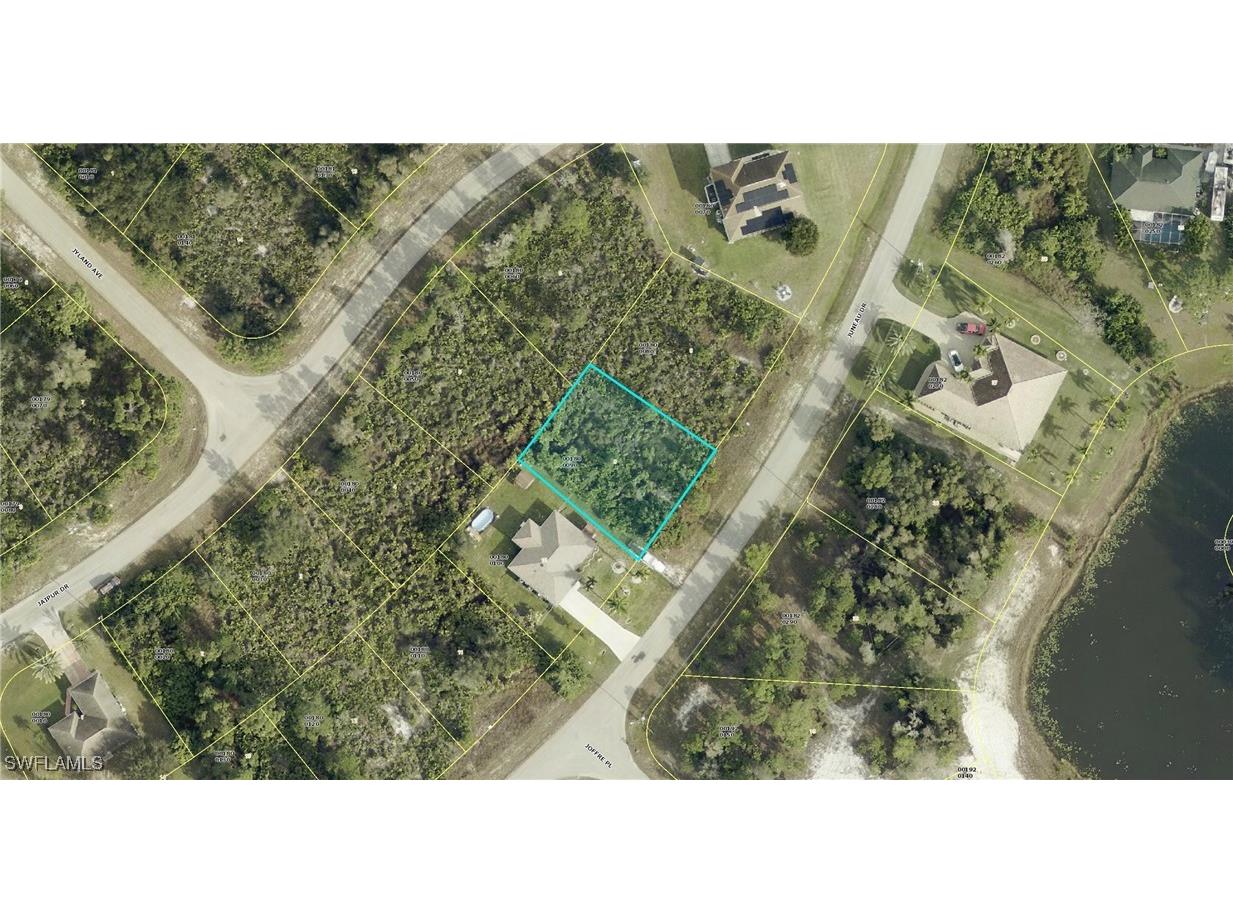 421 Juneau Drive Lehigh Acres FL 33974 225042430 image1
