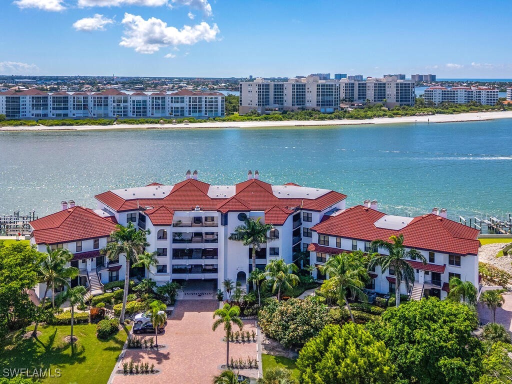 421 La Peninsula Boulevard #421 Naples FL 34113 225072410 image13