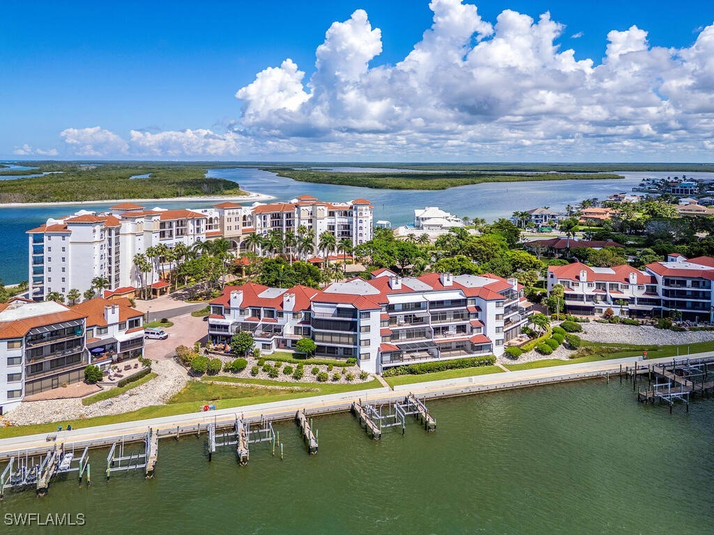 421 La Peninsula Boulevard #421 Naples FL 34113 225072410 image15