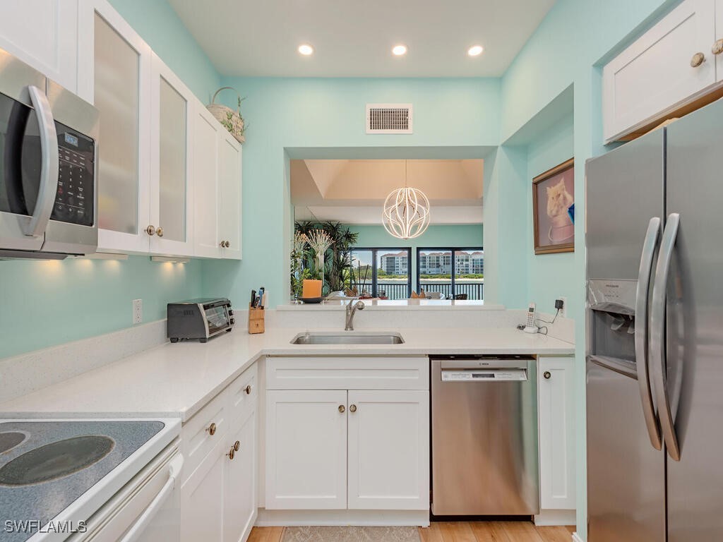 421 La Peninsula Boulevard #421 Naples FL 34113 225072410 image6