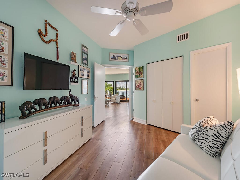 421 La Peninsula Boulevard #421 Naples FL 34113 225072410 image9