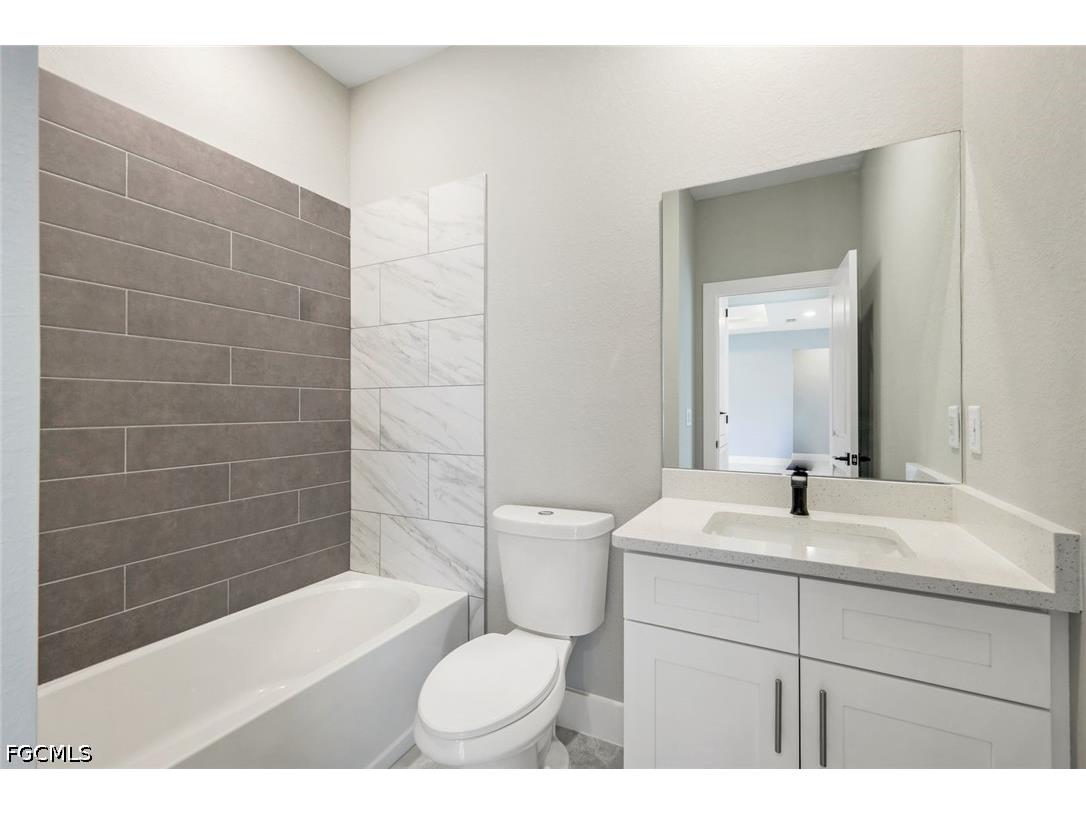 421 NE 19th Terrace Cape Coral FL 33909 2026019796 image22