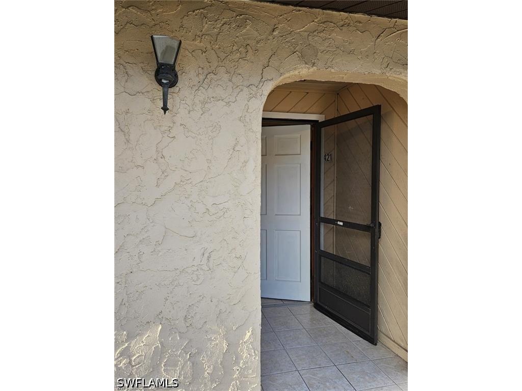 421 SE 24th Avenue Cape Coral FL 33990 226025001 image1