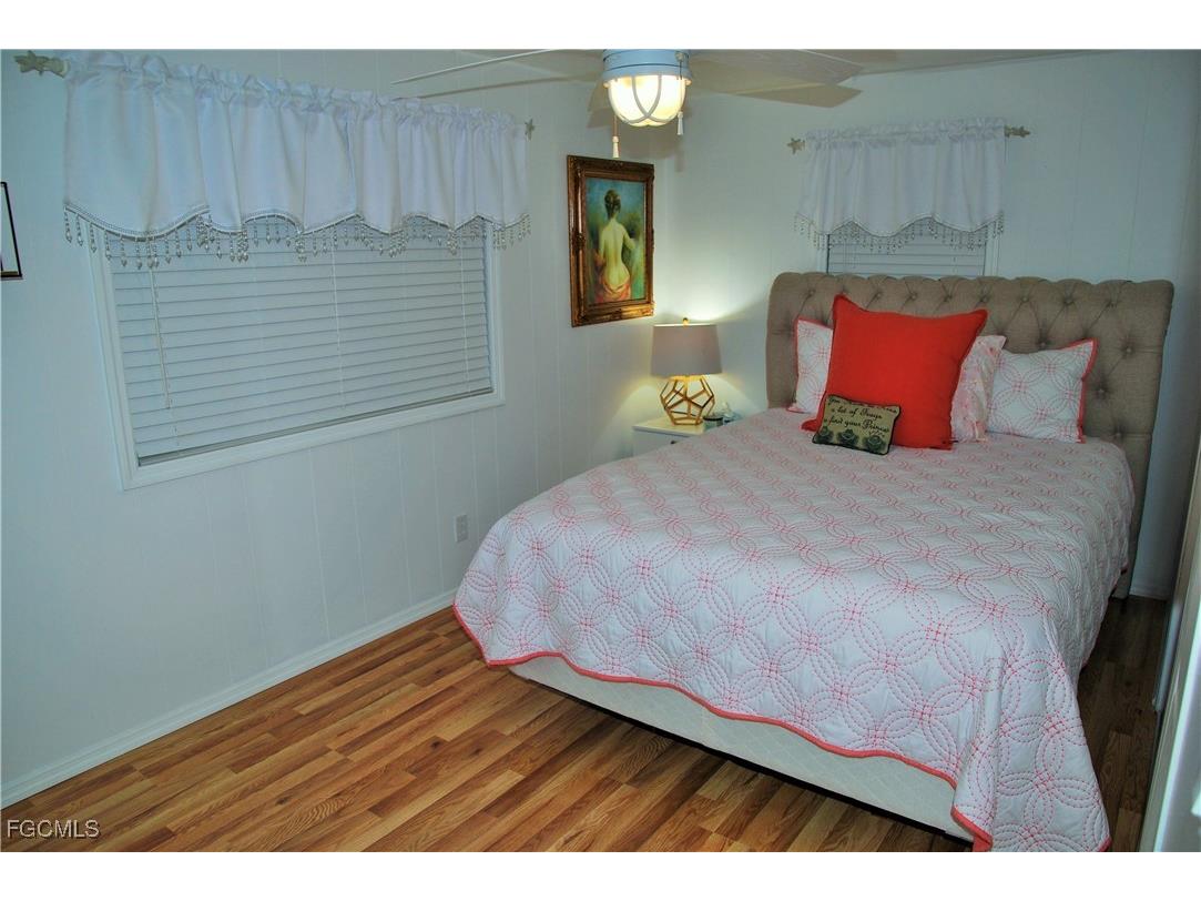 421 Snead Drive North Fort Myers FL 33903 2026000962 image31