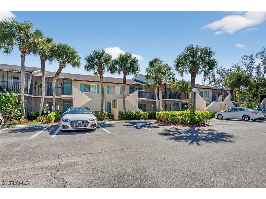 4210 Looking Glass Lane #4210 Naples FL 34112 225079208 image1