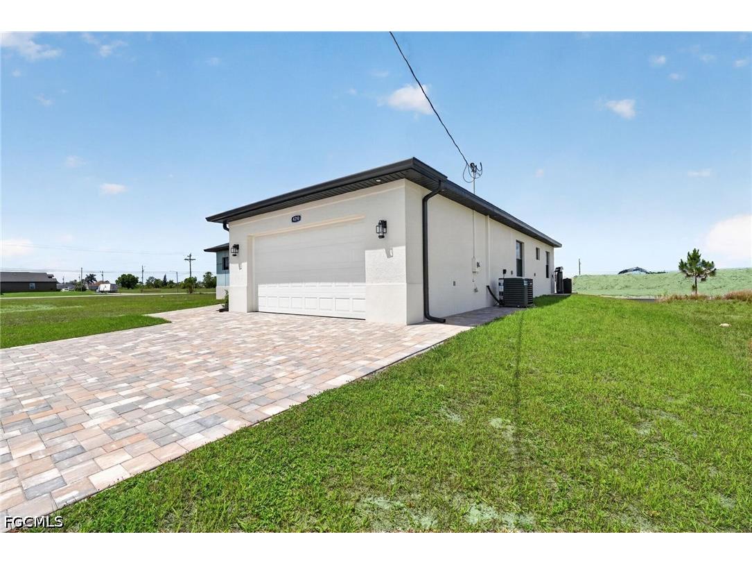 4210 NE 14th Avenue Cape Coral FL 33909 2026022719 image4