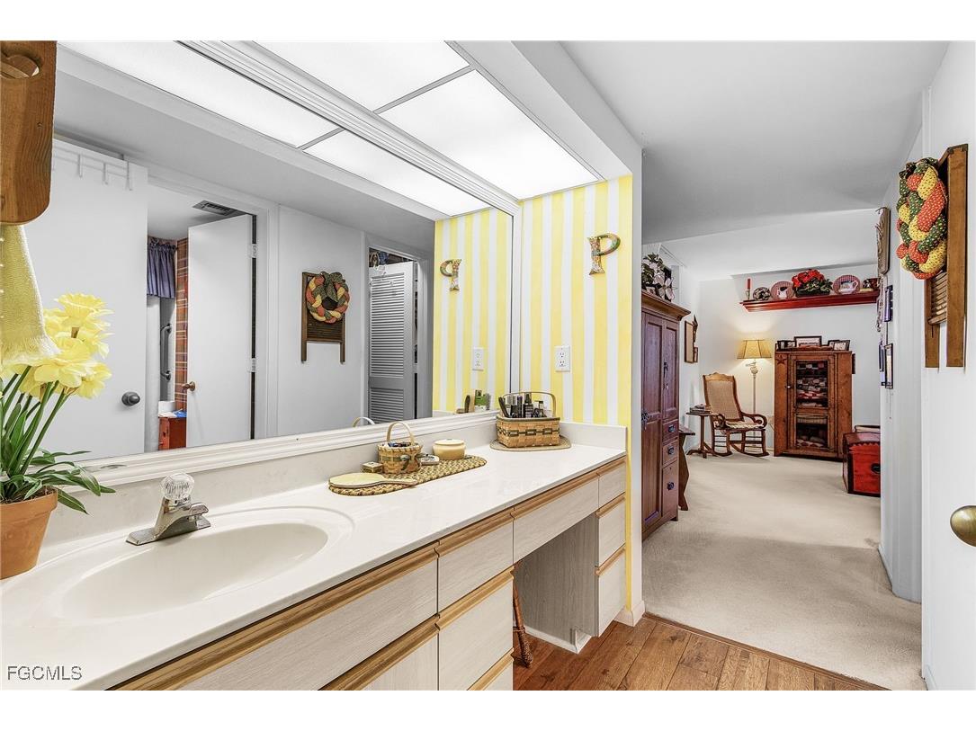 4210 Steamboat Bend #201 Fort Myers FL 33919 2025017586 image16