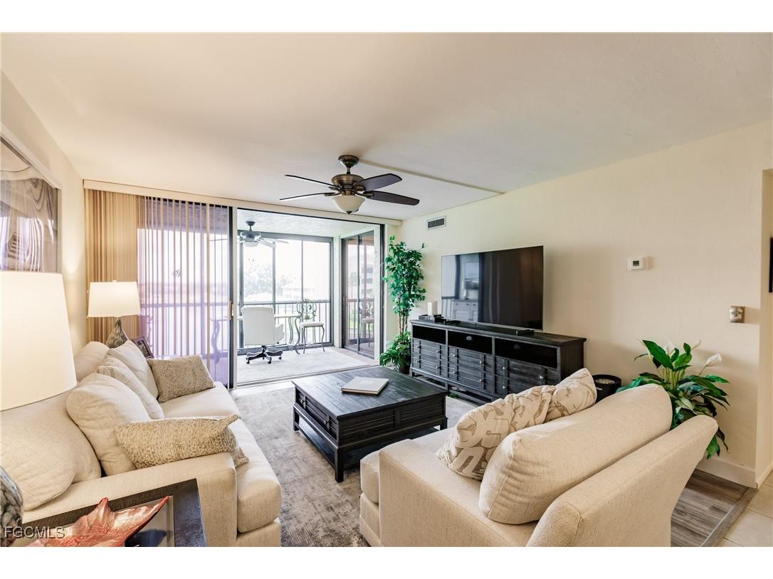 4210 Steamboat Bend #405 Fort Myers FL 33919 2025025909 image5