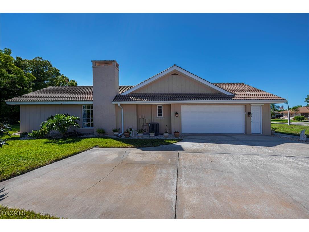 4210 Yarmouth Court North Fort Myers FL 33903 2025016972 image9