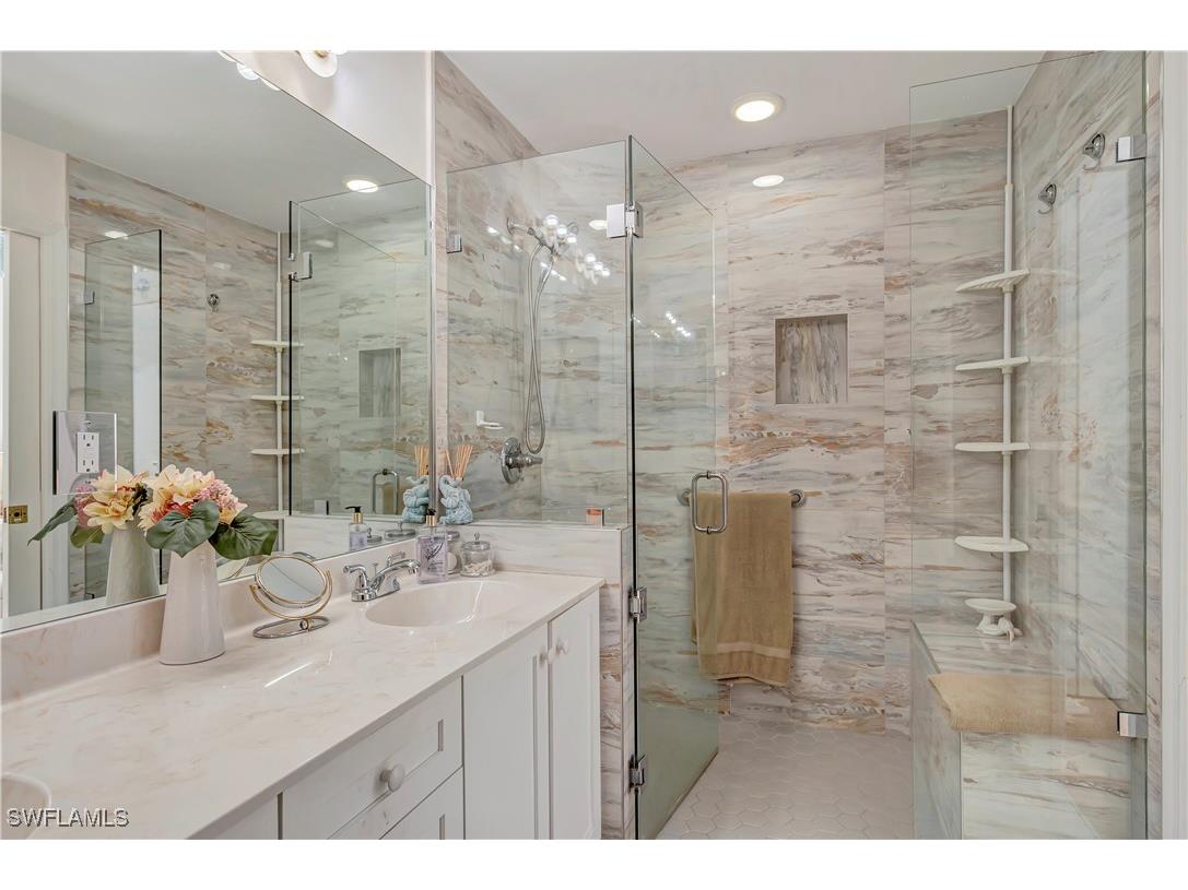 4211 Covey Circle #22C Naples FL 34109 225062130 image24