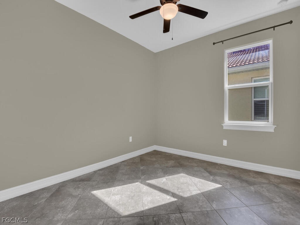 4211 Dutchess Park Road Fort Myers FL 33916 2026011822 image18