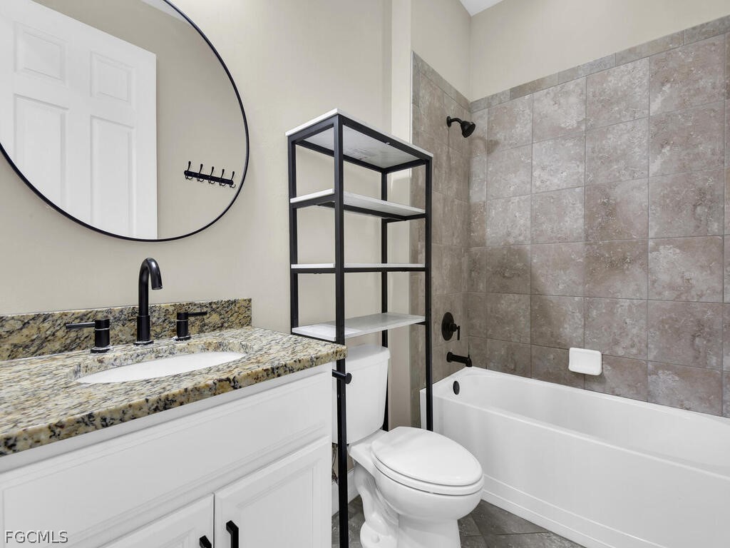 4211 Dutchess Park Road Fort Myers FL 33916 2026011822 image22