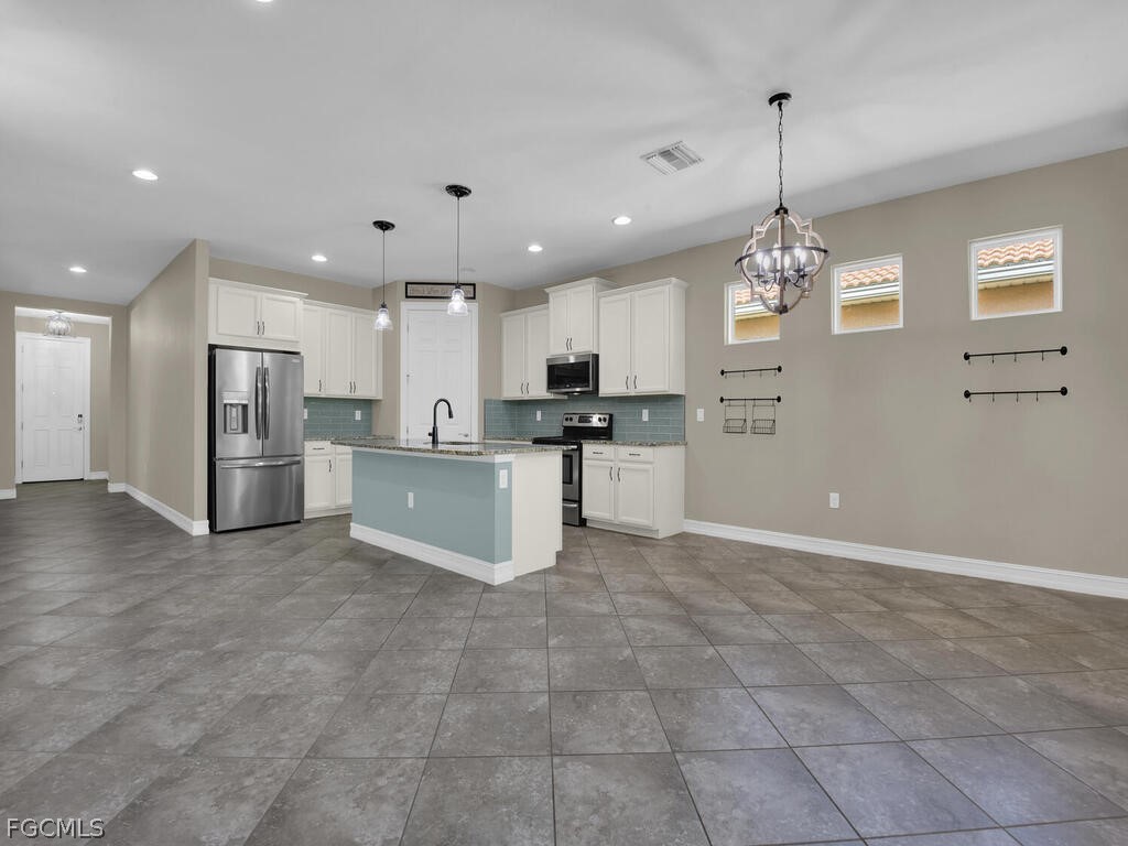 4211 Dutchess Park Road Fort Myers FL 33916 2026011822 image5