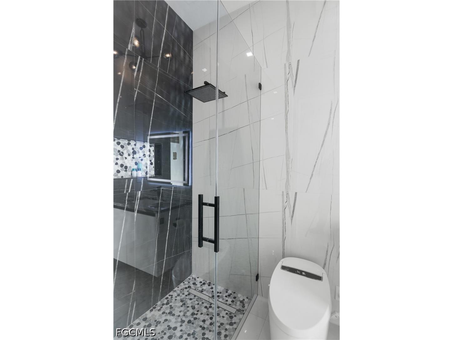 4211 SE 1st Avenue Cape Coral FL 33904 2026017033 image17