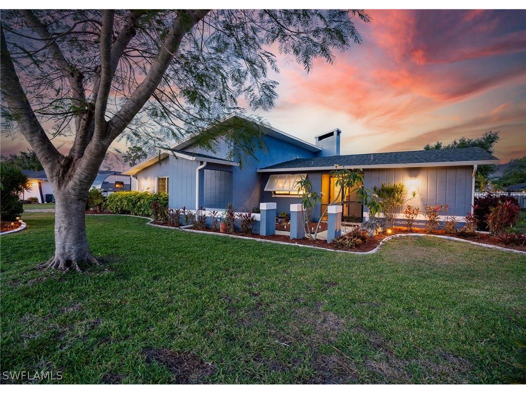 4211 SE 1st Court Cape Coral FL 33904 224036199 image1