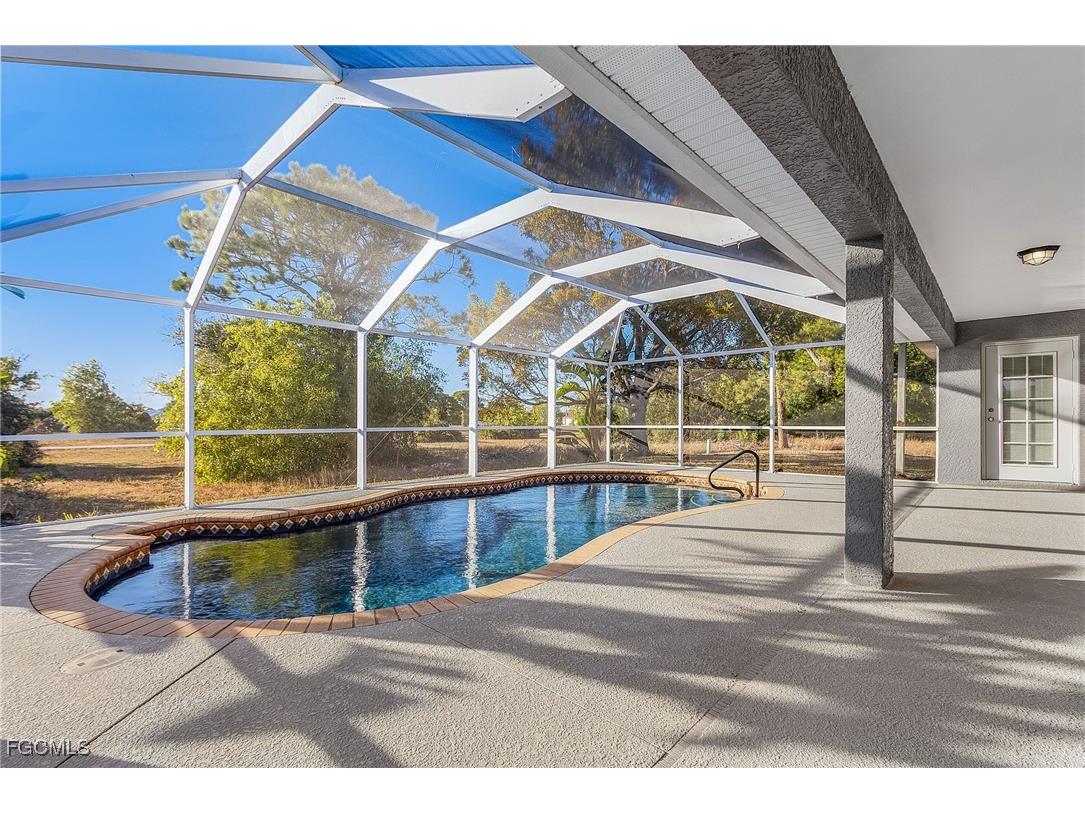 4212 NW 37th Avenue Cape Coral FL 33993 2026006518 image15