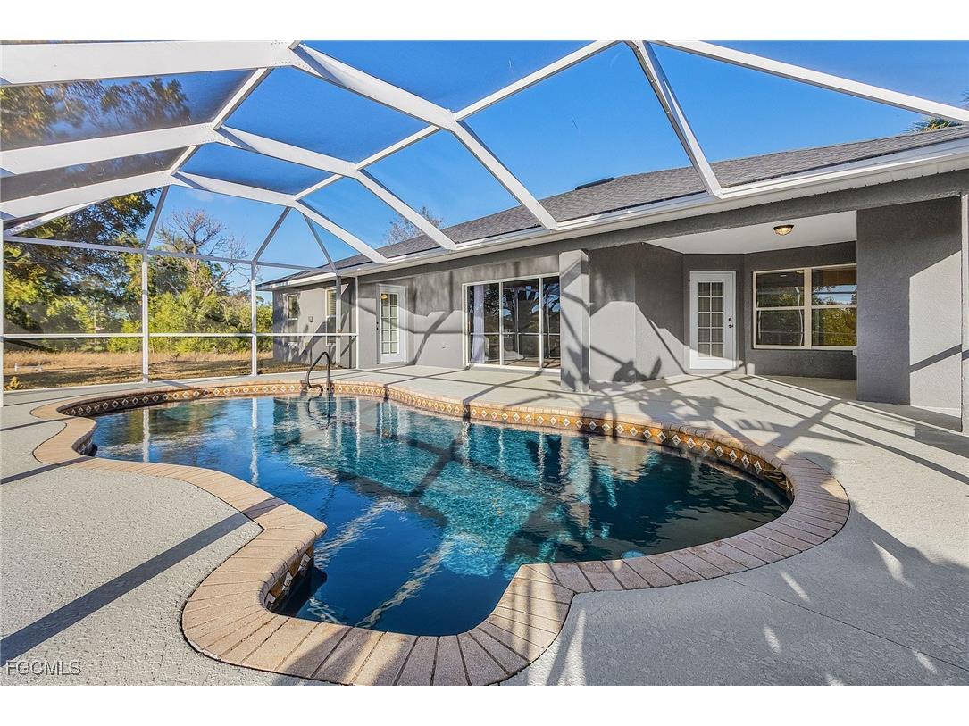 4212 NW 37th Avenue Cape Coral FL 33993 2026006518 image16
