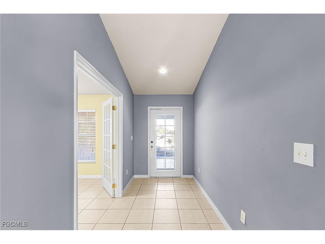 4212 NW 37th Avenue Cape Coral FL 33993 2026006518 image3