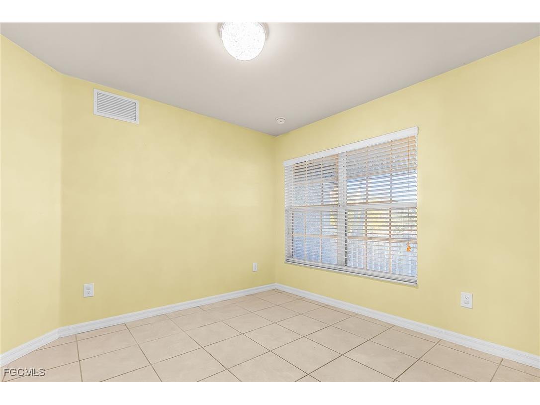 4212 NW 37th Avenue Cape Coral FL 33993 2026006518 image4