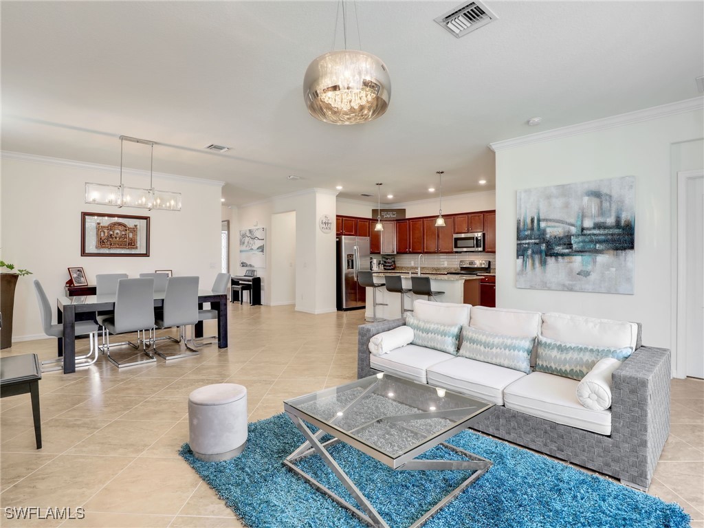 4212 Raffia Palm Circle Naples FL 34119 225030233 image1