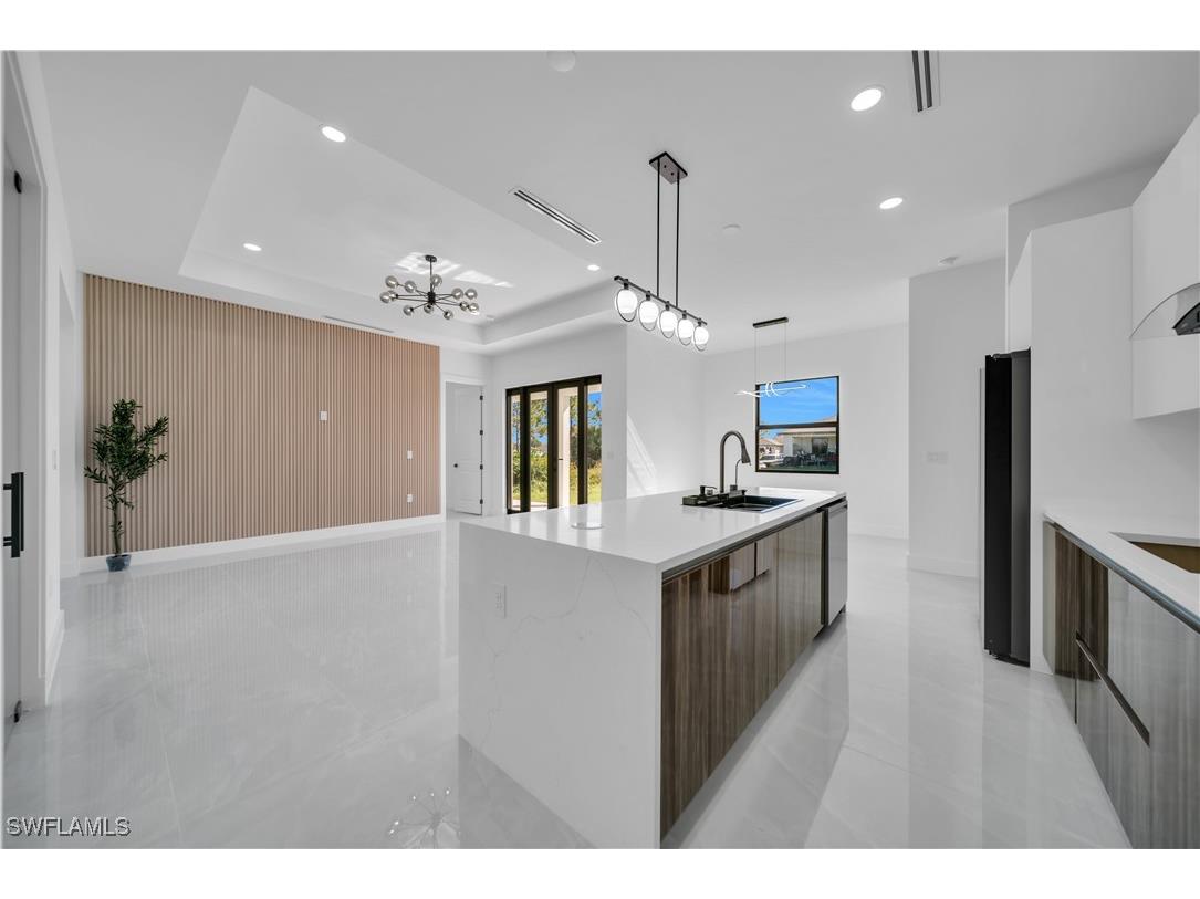 4213 20th Street SW Lehigh Acres FL 33976 225078443 image1