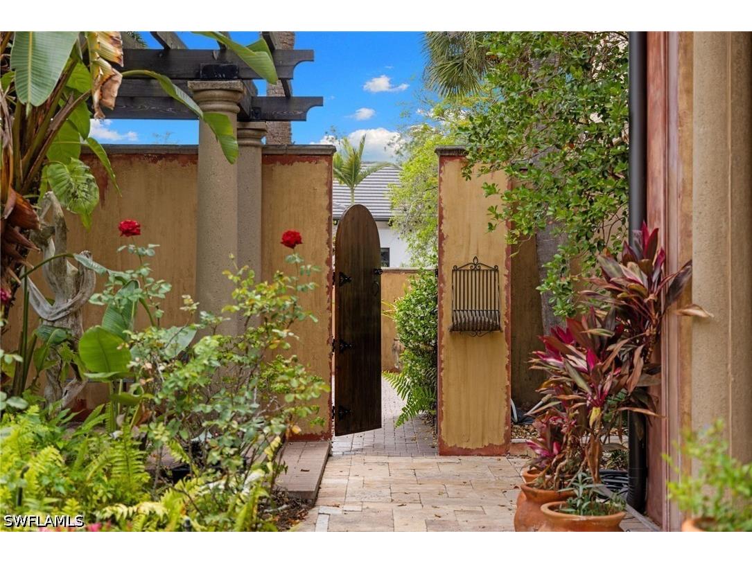4213 Brynwood Drive Naples FL 34119 226017717 image11