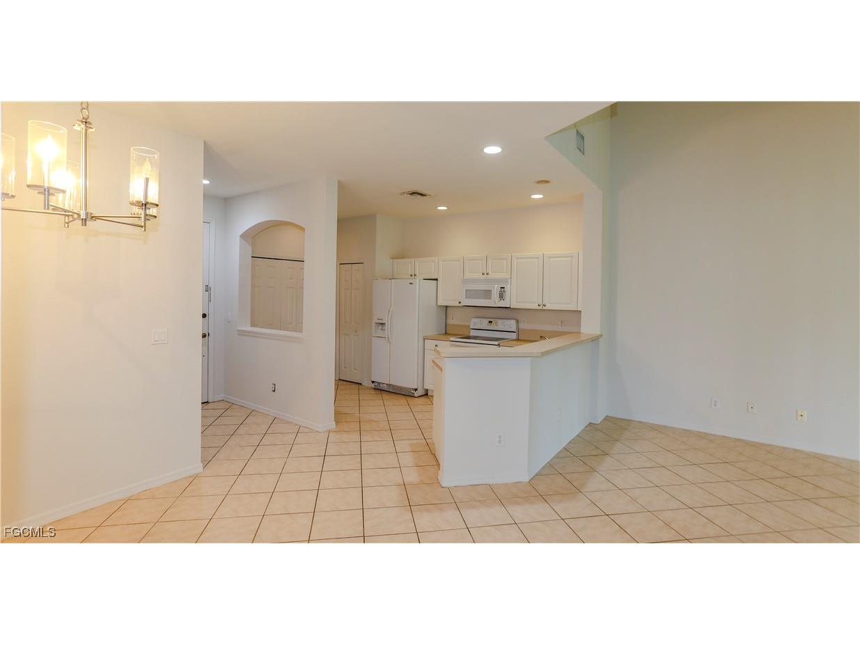 4213 Liron Avenue #204 Fort Myers FL 33916 2025005464 image6