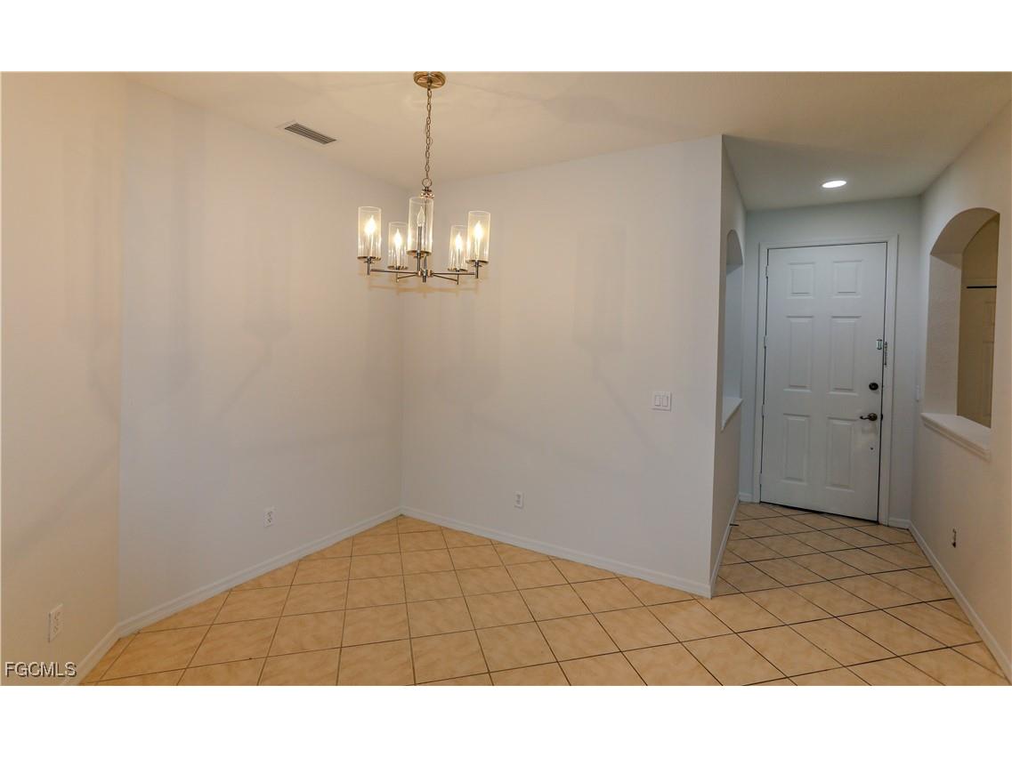 4213 Liron Avenue #204 Fort Myers FL 33916 2025005464 image9
