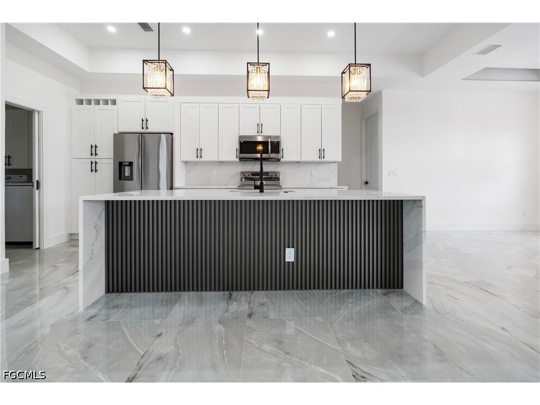 4213 NE 23rd Place Cape Coral FL 33909 2026015501 image19