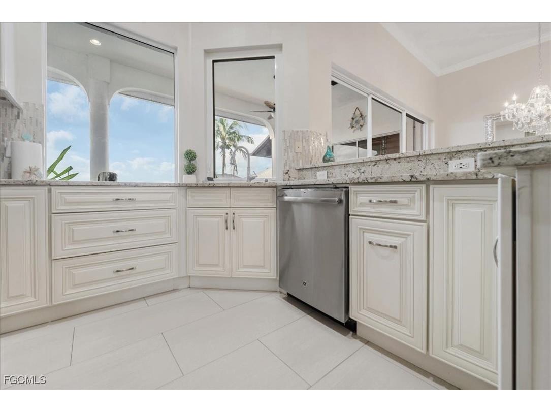 4213 NW 28th Street Cape Coral FL 33993 2025013106 image21