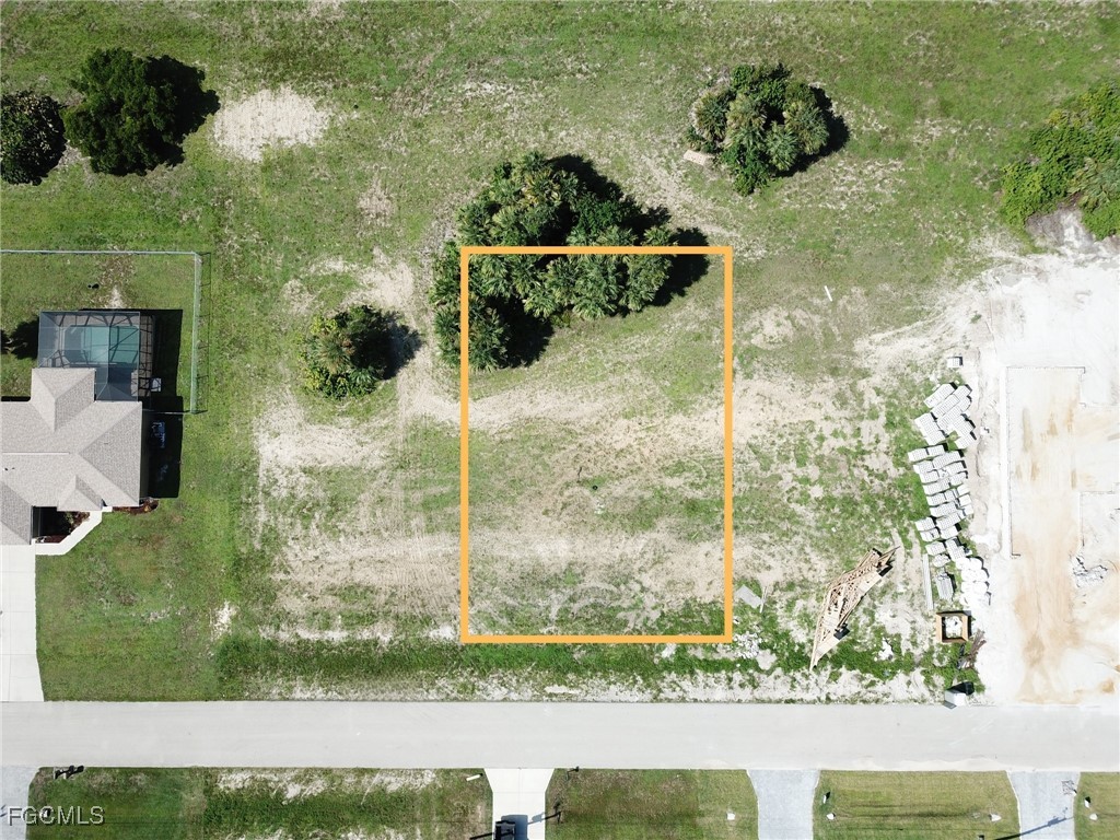 4213 NW 34th Lane Cape Coral FL 33993 2025025464 image1