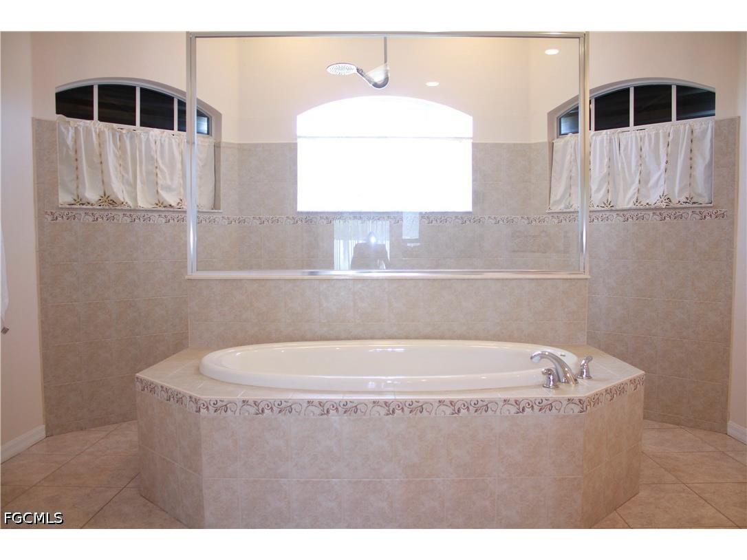 4213 SW 14th Place Cape Coral FL 33914 2026021186 image21