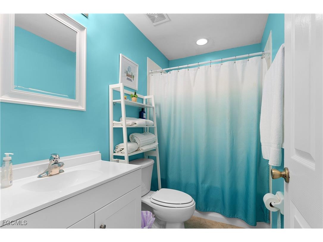 4214 Bellasol Circle #814 Fort Myers FL 33916 2025007360 image16