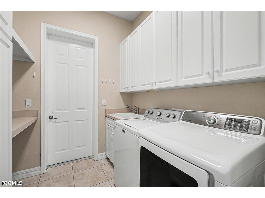 4214 Gulfstream Parkway Cape Coral FL 33993 2026017192 image16