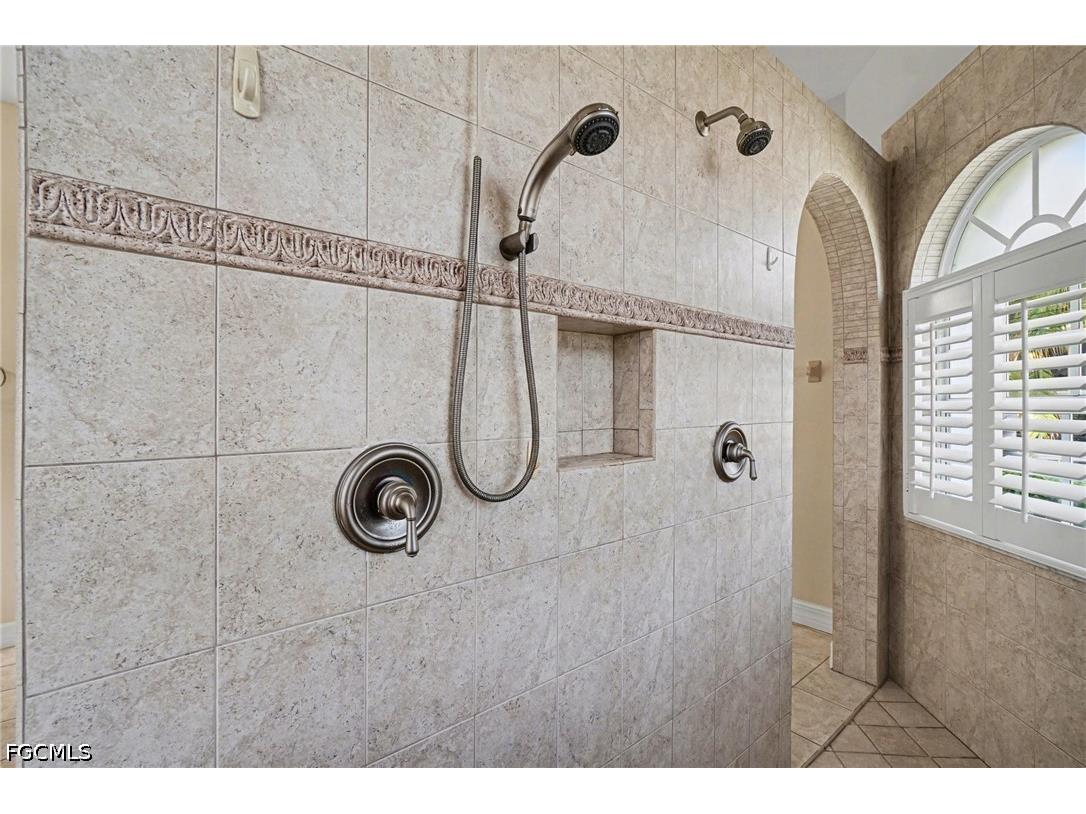 4214 Gulfstream Parkway Cape Coral FL 33993 2026017192 image22