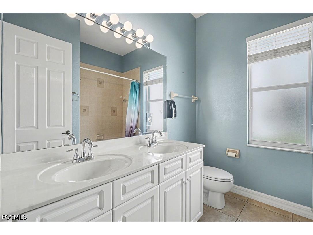 4214 Gulfstream Parkway Cape Coral FL 33993 2026017192 image25