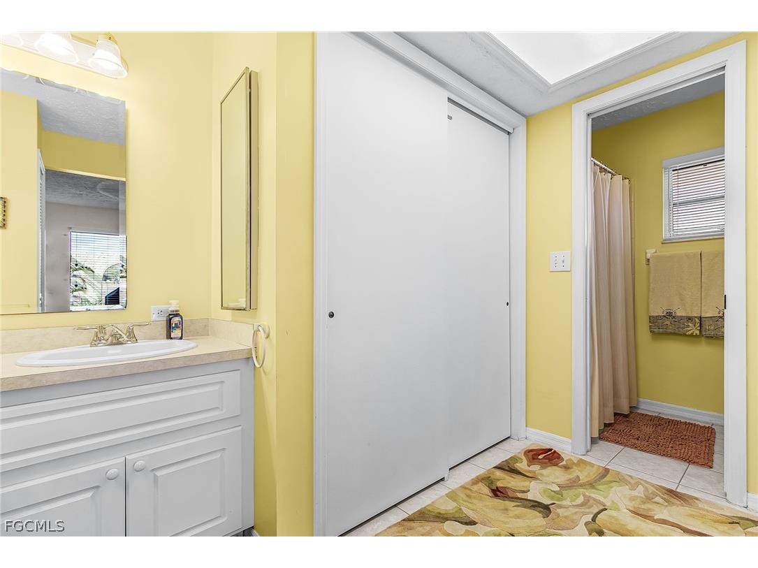 4215 SW 13th Avenue Cape Coral FL 33914 2026006548 image17