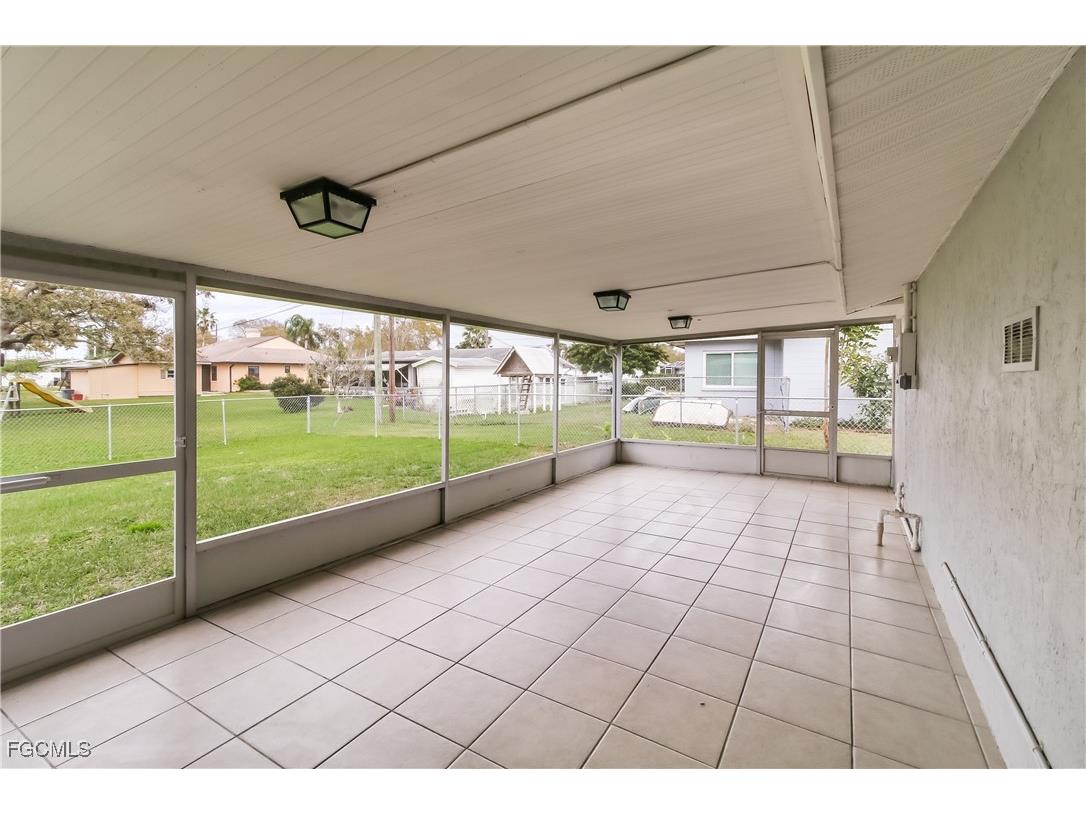 4215 Tarpon Road Venice FL 34293 2025015268 image6