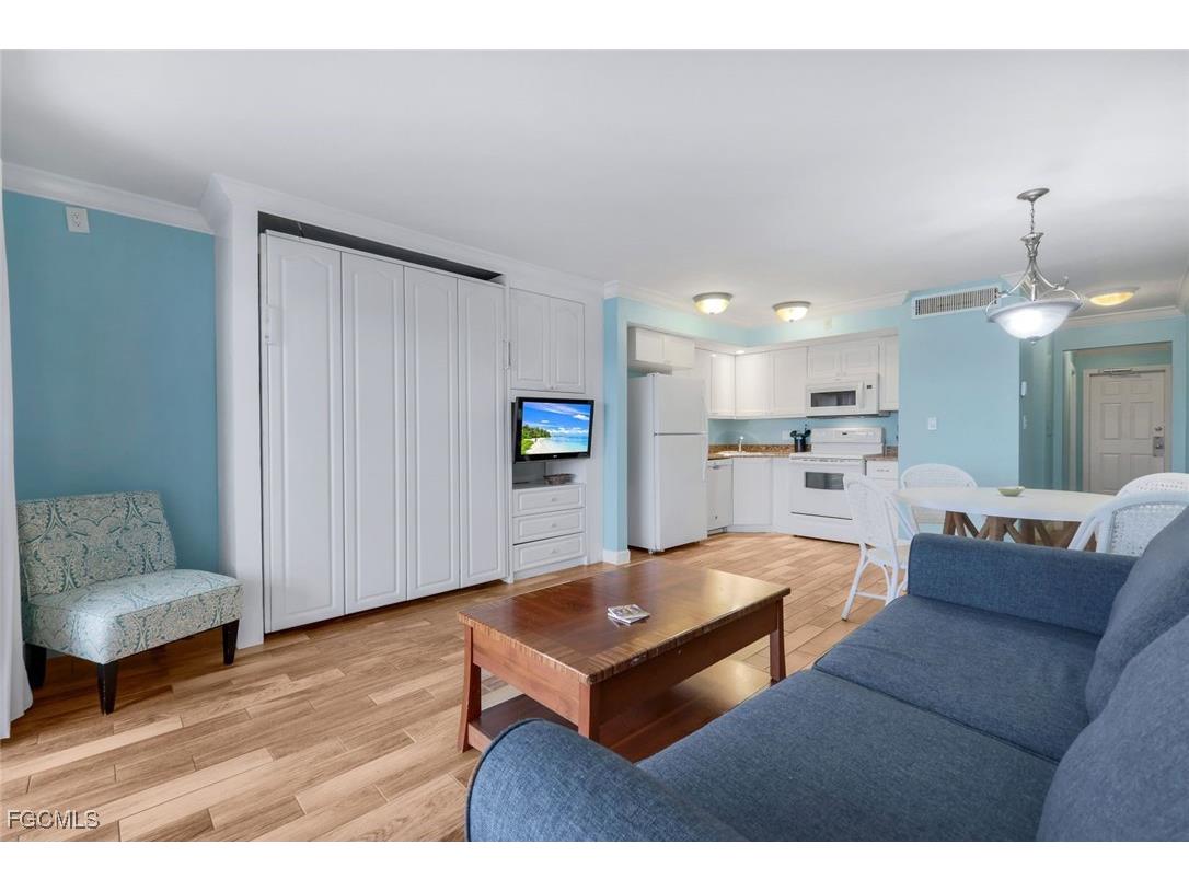 4216 Bayside Villas Captiva FL 33924 2025024926 image10