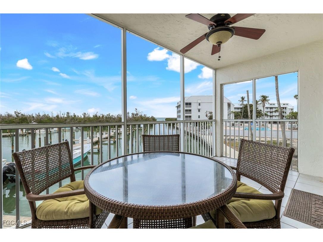 4216 Bayside Villas Captiva FL 33924 2025024926 image19