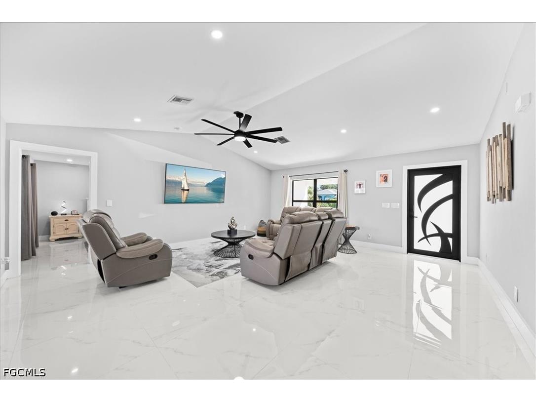4216 NE 20th Place Cape Coral FL 33909 2026021942 image6