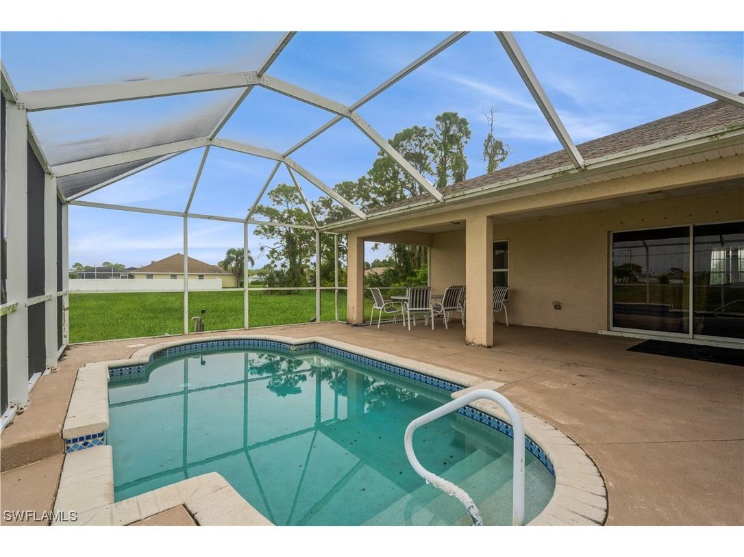 4216 NE 20th Place Cape Coral FL 33909 223071103 image1