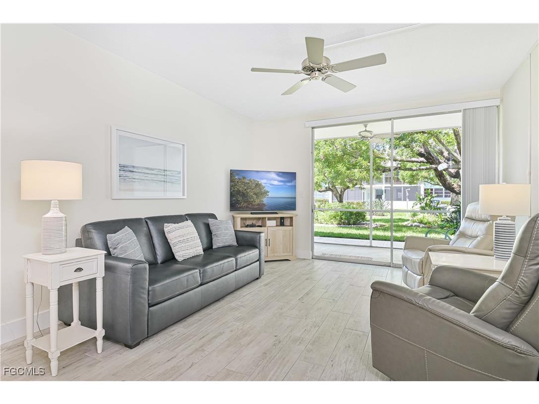 4216 SE 4th Place #5 Cape Coral FL 33904 2025008777 image1