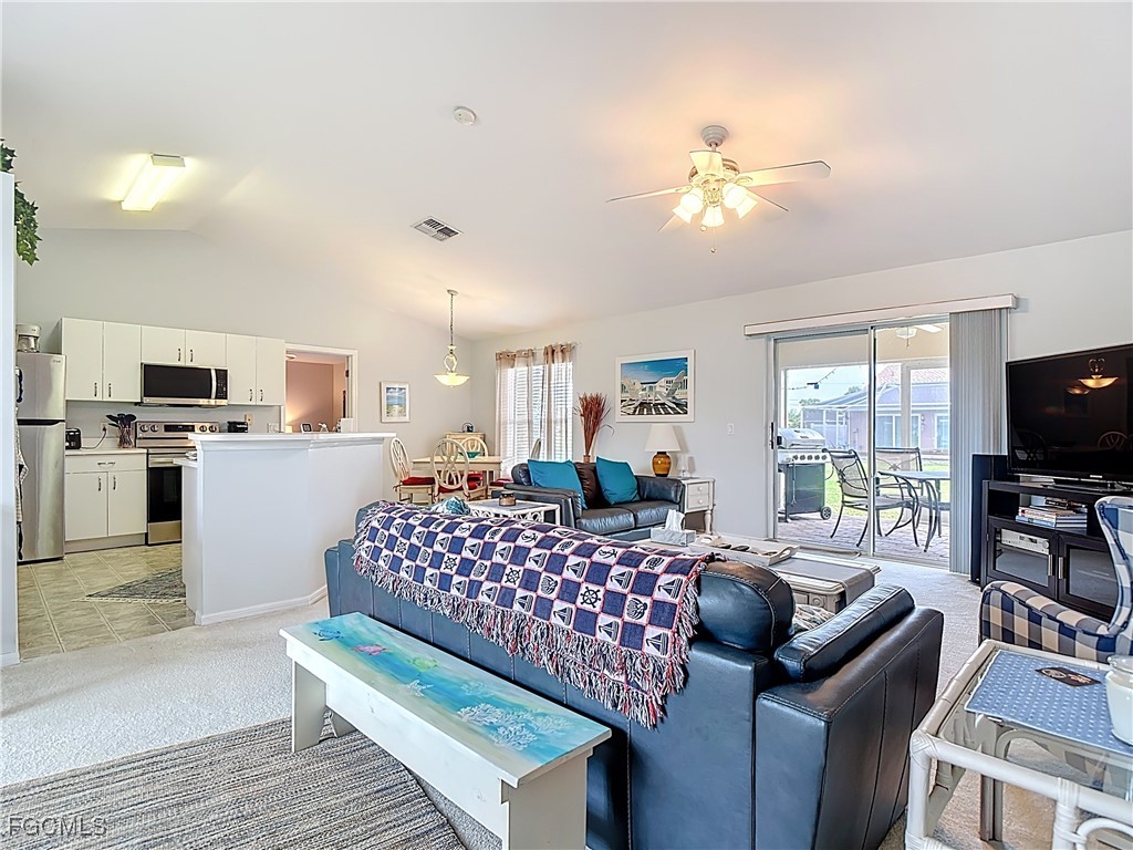 4216 SE 7th Avenue Cape Coral FL 33904 2025003358 image7