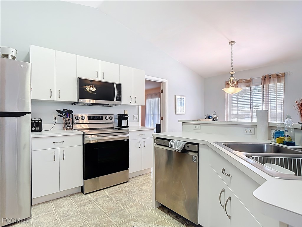 4216 SE 7th Avenue Cape Coral FL 33904 2025003358 image9