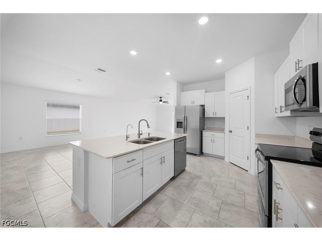 4216 Villa Rapallo Way North Fort Myers FL 33917 2026024645 image11