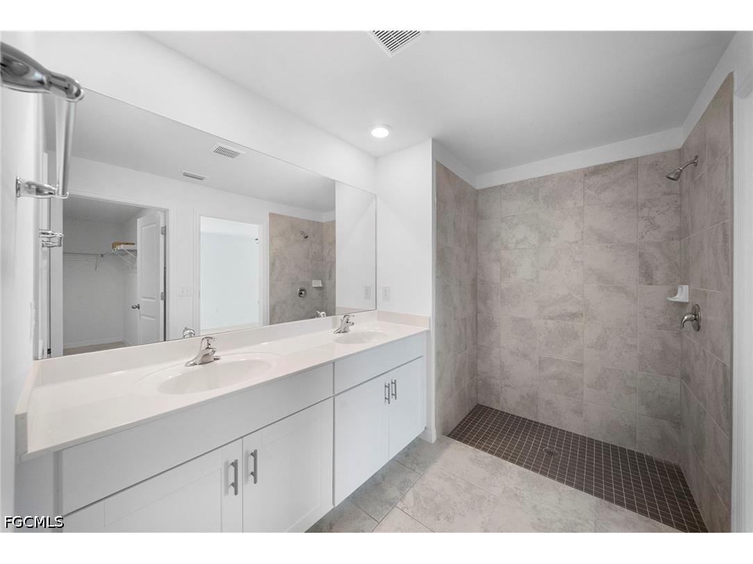 4216 Villa Rapallo Way North Fort Myers FL 33917 2026024645 image16