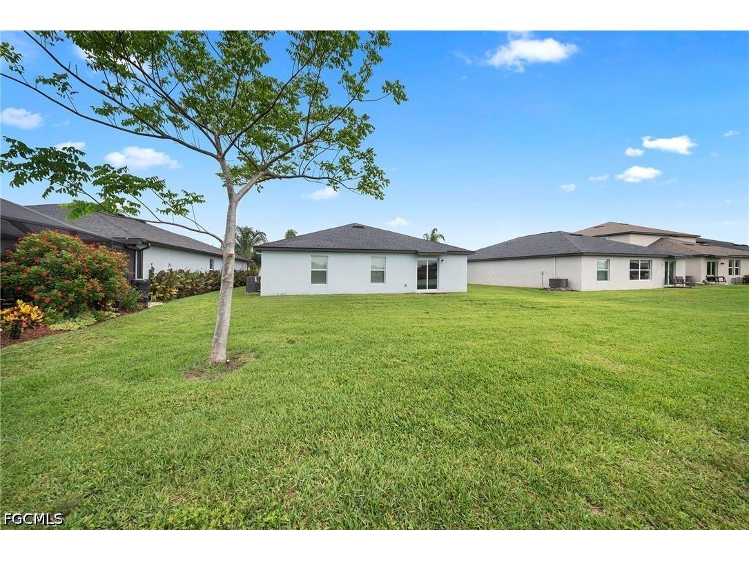 4216 Villa Rapallo Way North Fort Myers FL 33917 2026024645 image24