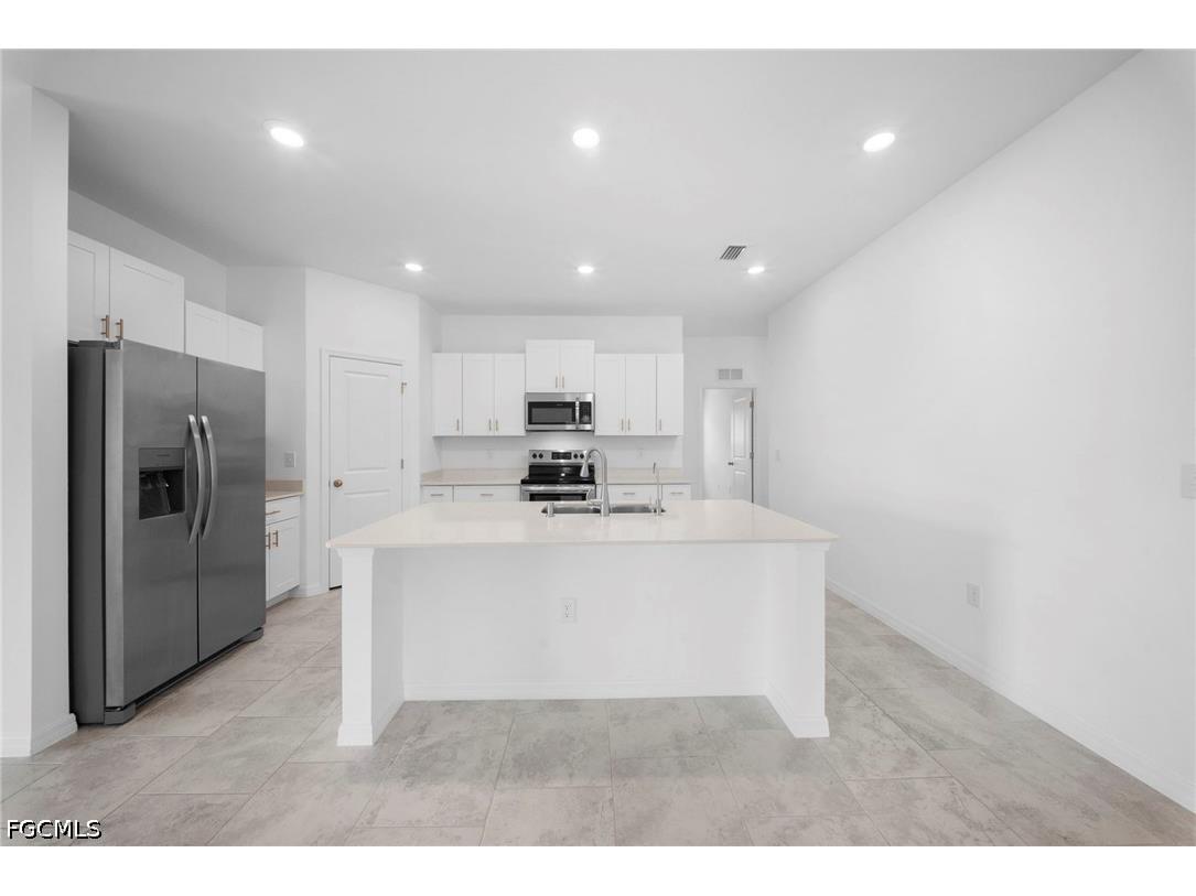 4216 Villa Rapallo Way North Fort Myers FL 33917 2026024645 image9